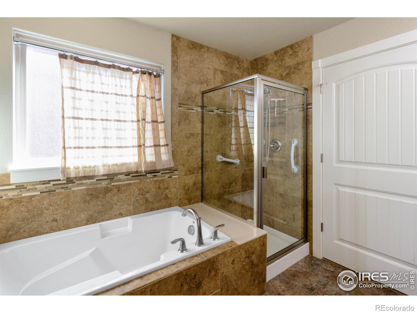 6544 18th Street, Greeley, CO 80634, 3 Bedrooms Bedrooms, ,2 BathroomsBathrooms,Residential,For Sale,18th,RECIR1019605