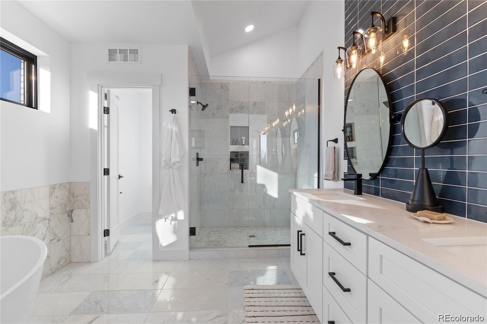 5049 W 32nd Avenue, Denver, CO 80212, 5 Bedrooms Bedrooms, ,5 BathroomsBathrooms,Residential,For Sale,32nd,REC4081655