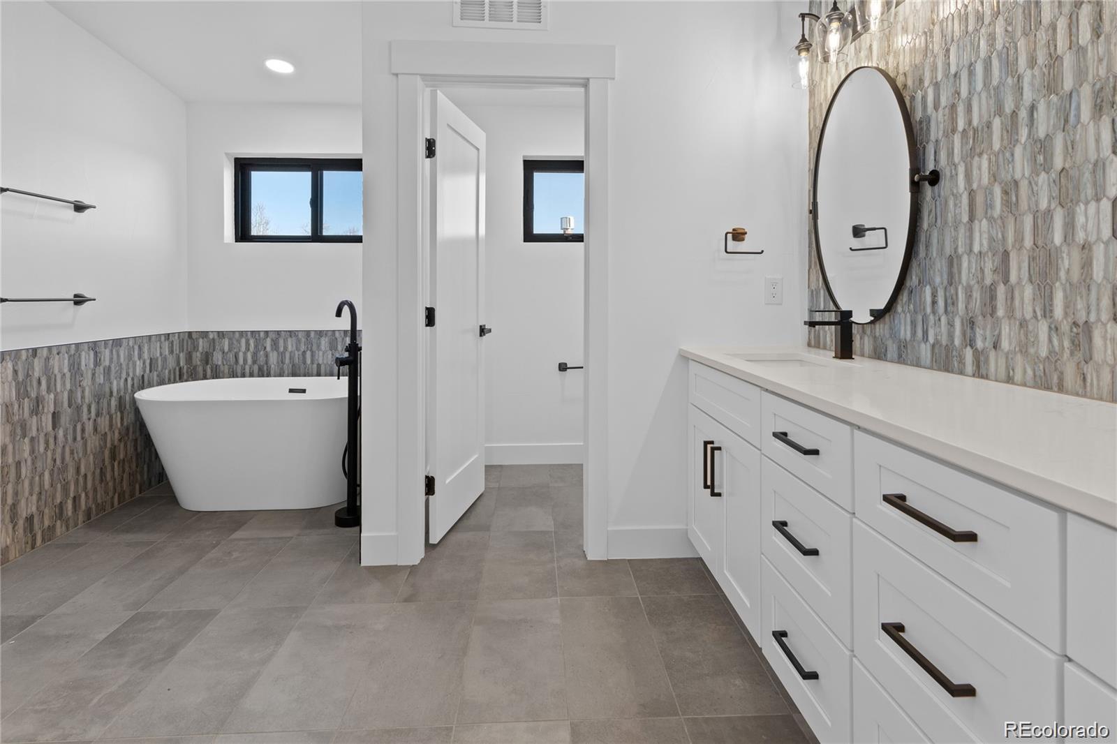 5049 W 32nd Avenue, Denver, CO 80212, 5 Bedrooms Bedrooms, ,5 BathroomsBathrooms,Residential,For Sale,32nd,REC4081655