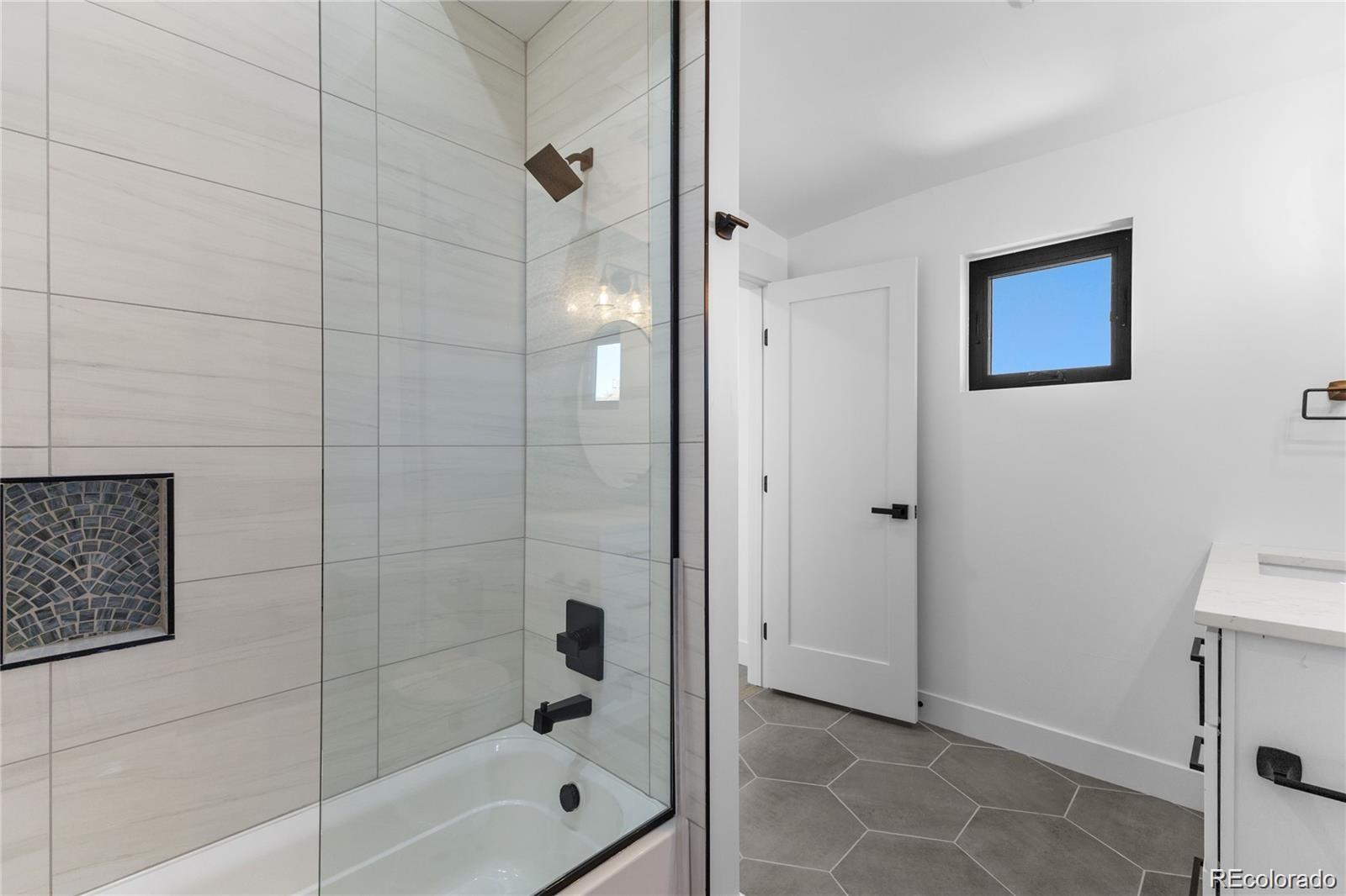 5049 W 32nd Avenue, Denver, CO 80212, 5 Bedrooms Bedrooms, ,5 BathroomsBathrooms,Residential,For Sale,32nd,REC4081655