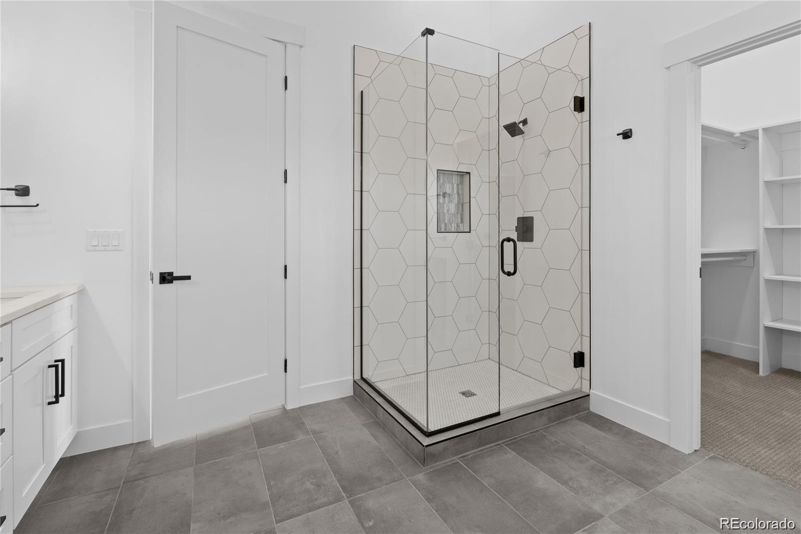 5049 W 32nd Avenue, Denver, CO 80212, 5 Bedrooms Bedrooms, ,5 BathroomsBathrooms,Residential,For Sale,32nd,REC4081655