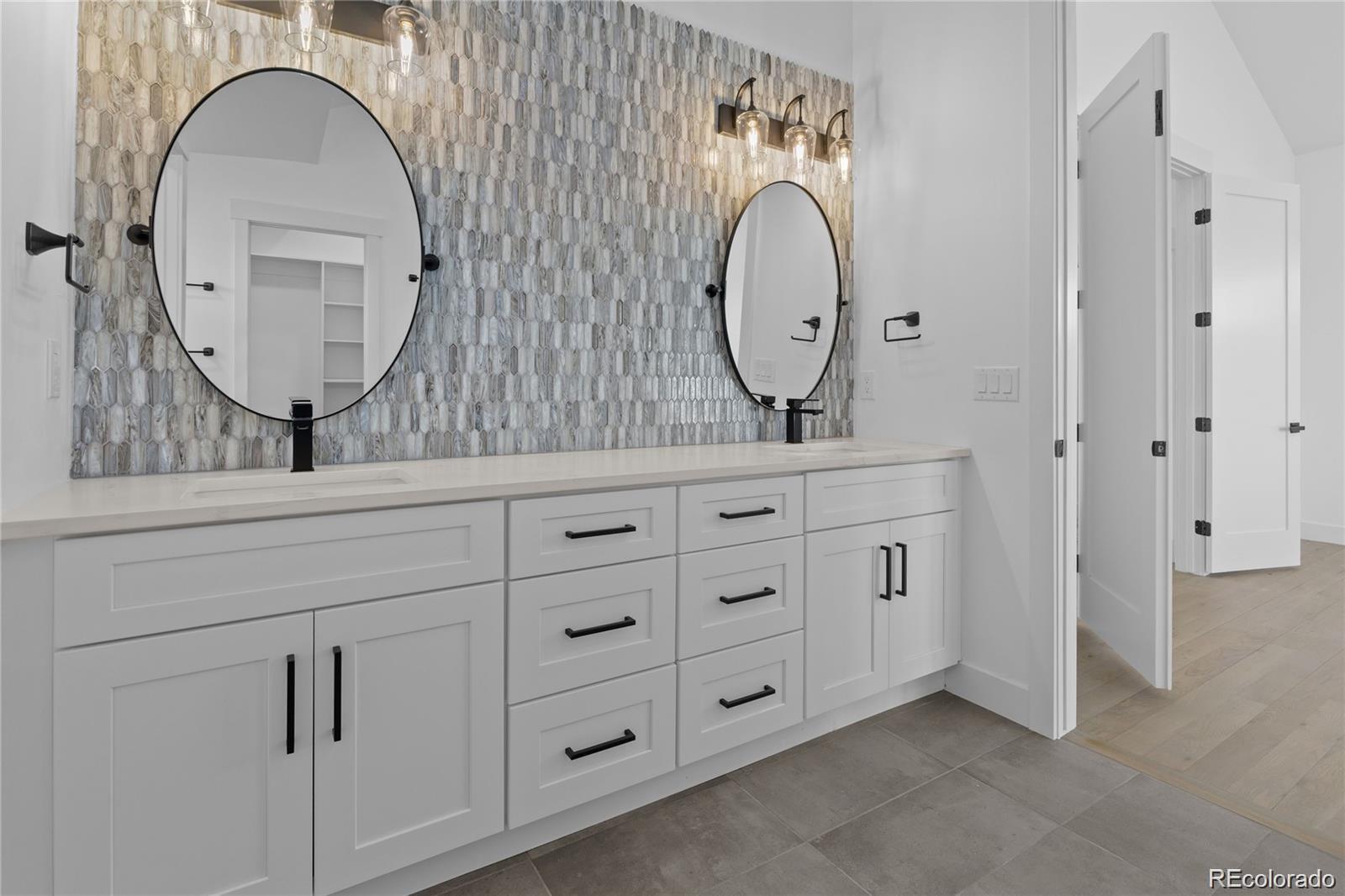 5049 W 32nd Avenue, Denver, CO 80212, 5 Bedrooms Bedrooms, ,5 BathroomsBathrooms,Residential,For Sale,32nd,REC4081655