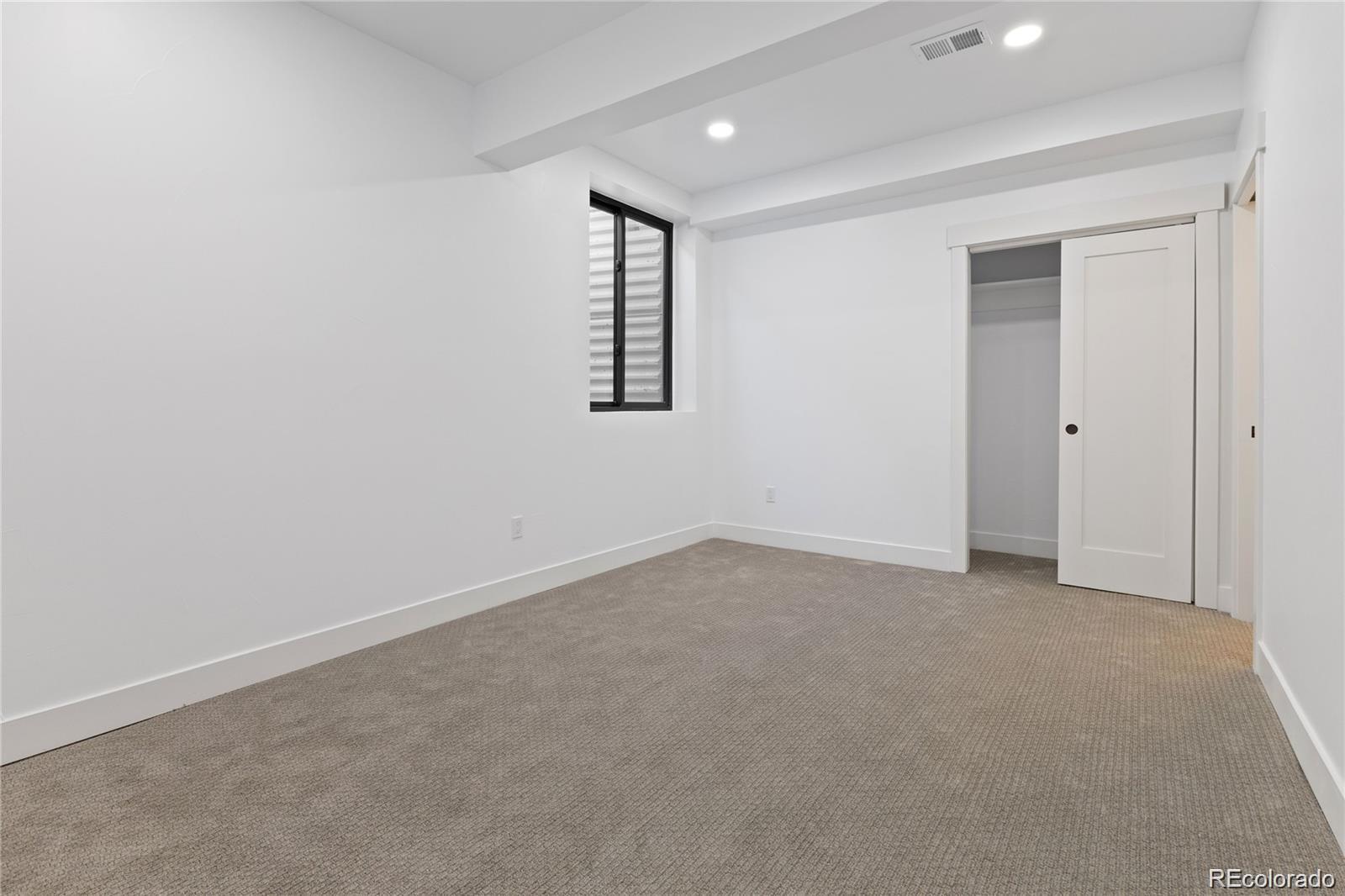 5049 W 32nd Avenue, Denver, CO 80212, 5 Bedrooms Bedrooms, ,5 BathroomsBathrooms,Residential,For Sale,32nd,REC4081655