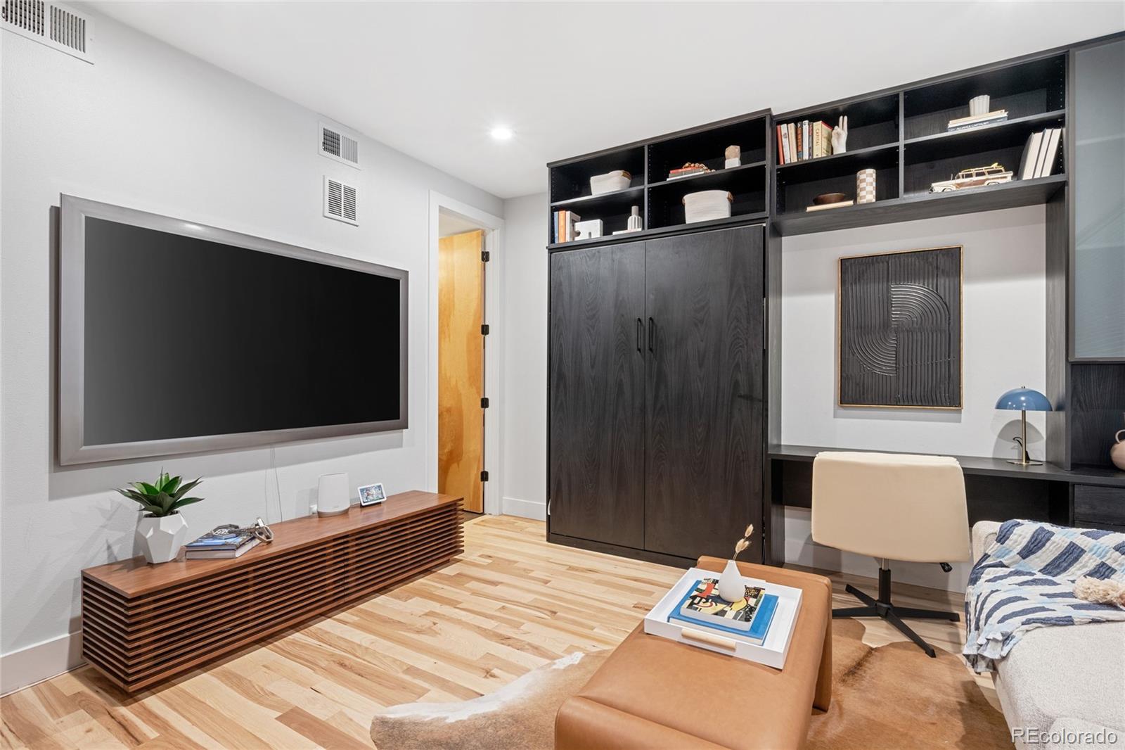 3157 Zuni Street, Denver, CO 80211, 3 Bedrooms Bedrooms, ,4 BathroomsBathrooms,Rental,For Rent,Zuni,REC7900243