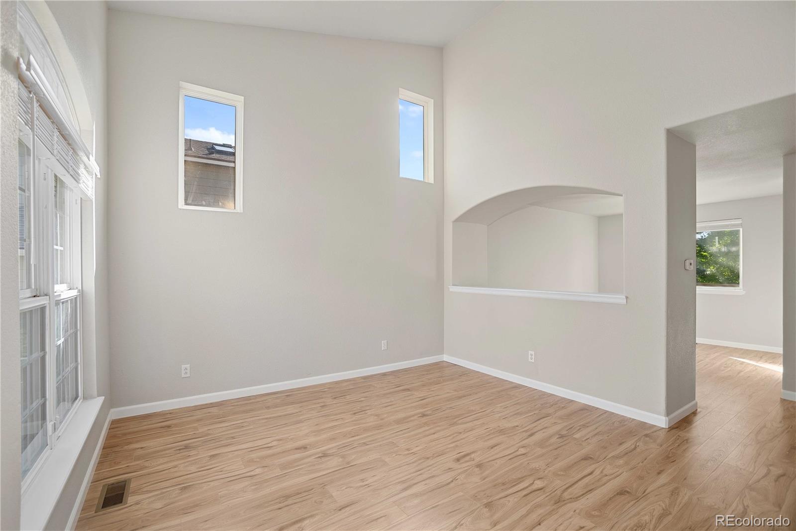 5483 Versailles Street, Aurora, CO 80015, 4 Bedrooms Bedrooms, ,3 BathroomsBathrooms,Residential,For Sale,Versailles,REC7876119