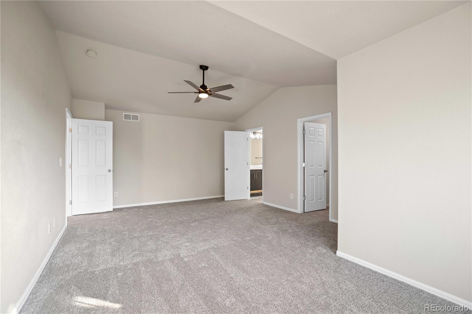 5483 Versailles Street, Aurora, CO 80015, 4 Bedrooms Bedrooms, ,3 BathroomsBathrooms,Residential,For Sale,Versailles,REC7876119