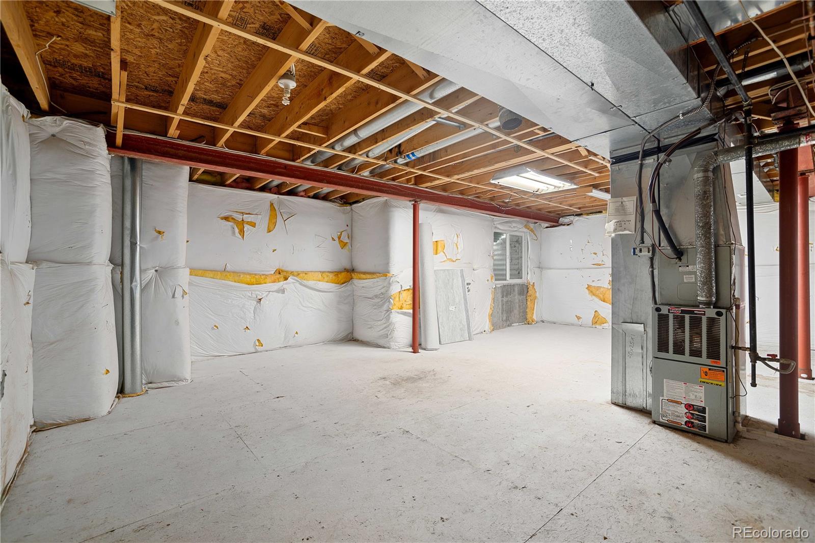 5483 Versailles Street, Aurora, CO 80015, 4 Bedrooms Bedrooms, ,3 BathroomsBathrooms,Residential,For Sale,Versailles,REC7876119