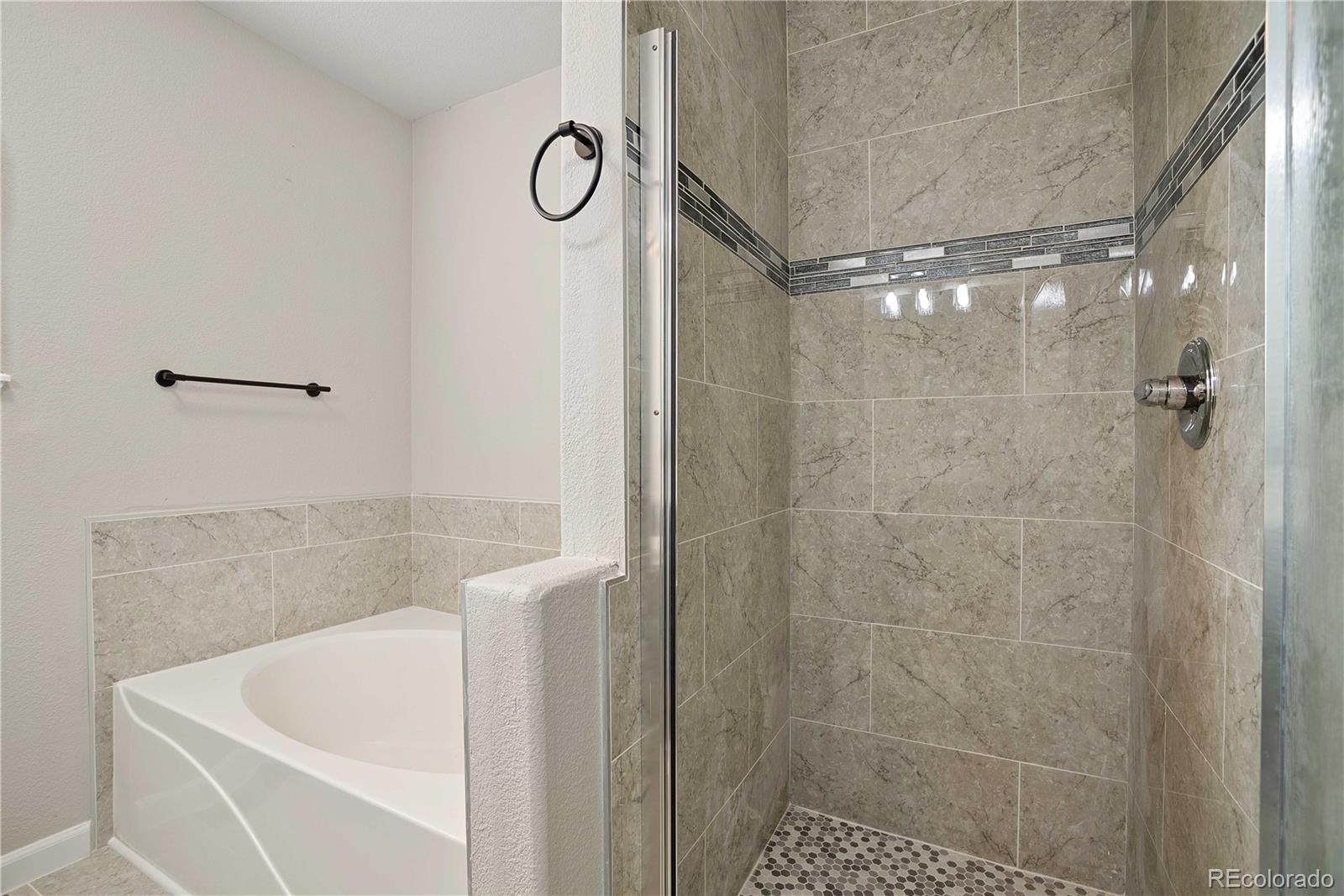 5483 Versailles Street, Aurora, CO 80015, 4 Bedrooms Bedrooms, ,3 BathroomsBathrooms,Residential,For Sale,Versailles,REC7876119