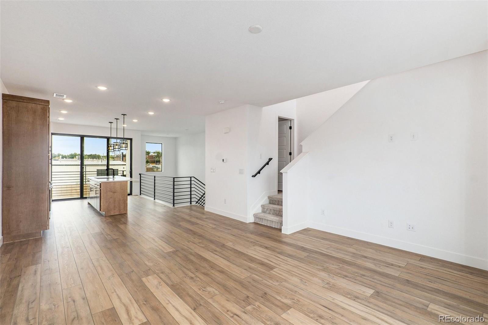 2044 Holly Street #5, Denver, CO 80222, 2 Bedrooms Bedrooms, ,4 BathroomsBathrooms,Residential,For Sale,Holly,REC6502915