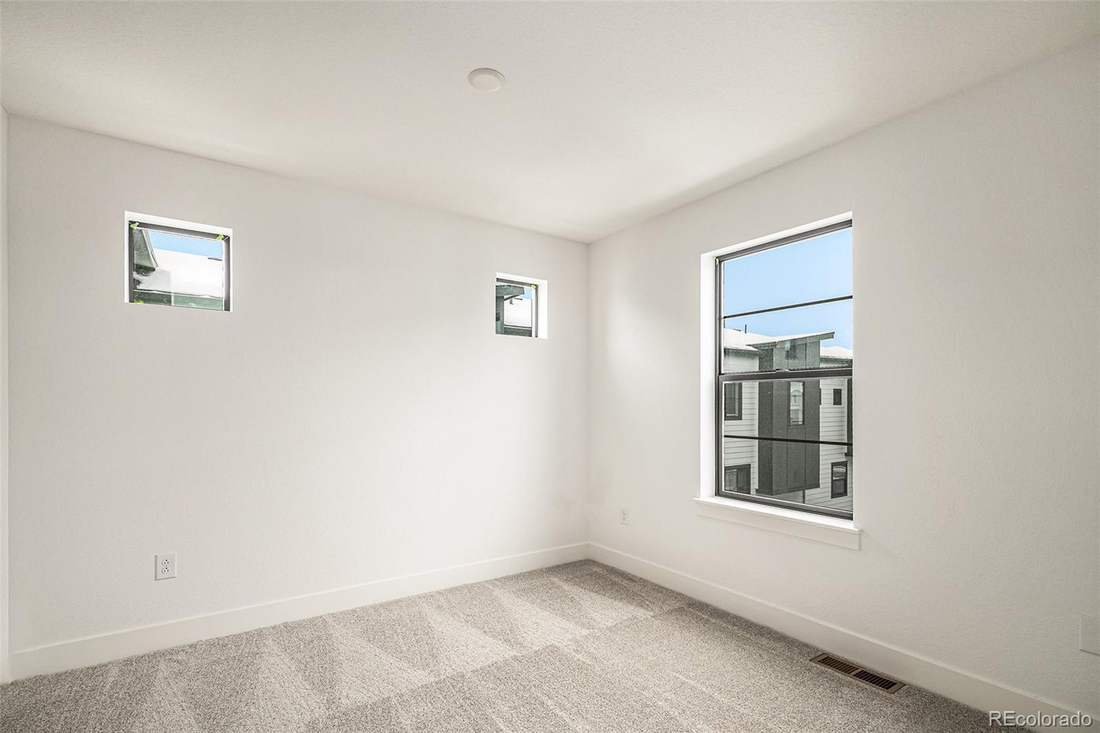 2046 Holly Street #4, Denver, CO 80222, 2 Bedrooms Bedrooms, ,3 BathroomsBathrooms,Residential,For Sale,The Hub at Virginia Village,Holly,REC9454083