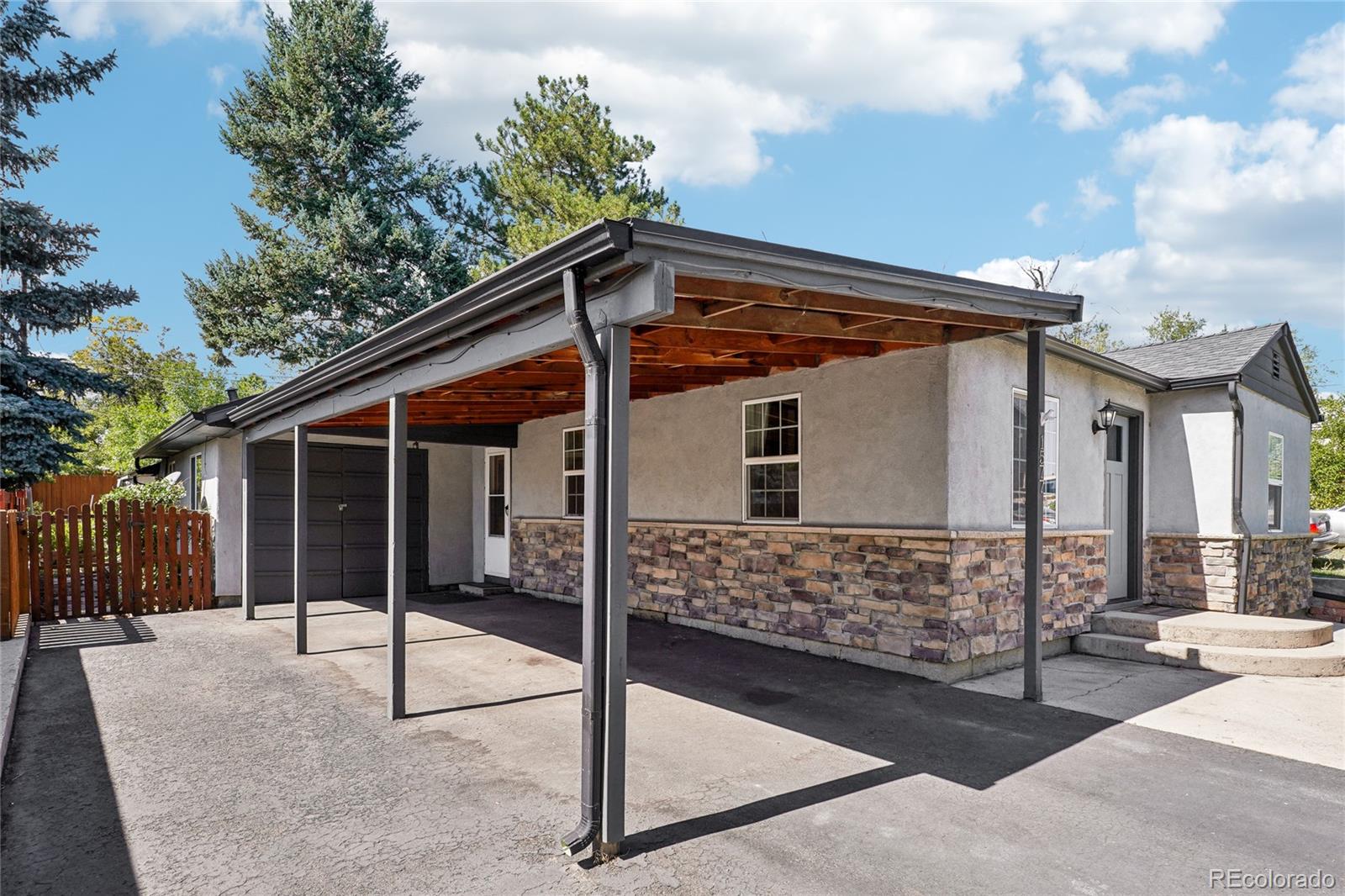 1577 Swadley Street, Lakewood, CO 80215, 3 Bedrooms Bedrooms, ,1 BathroomBathrooms,Residential,For Sale,Swadley,REC9099677