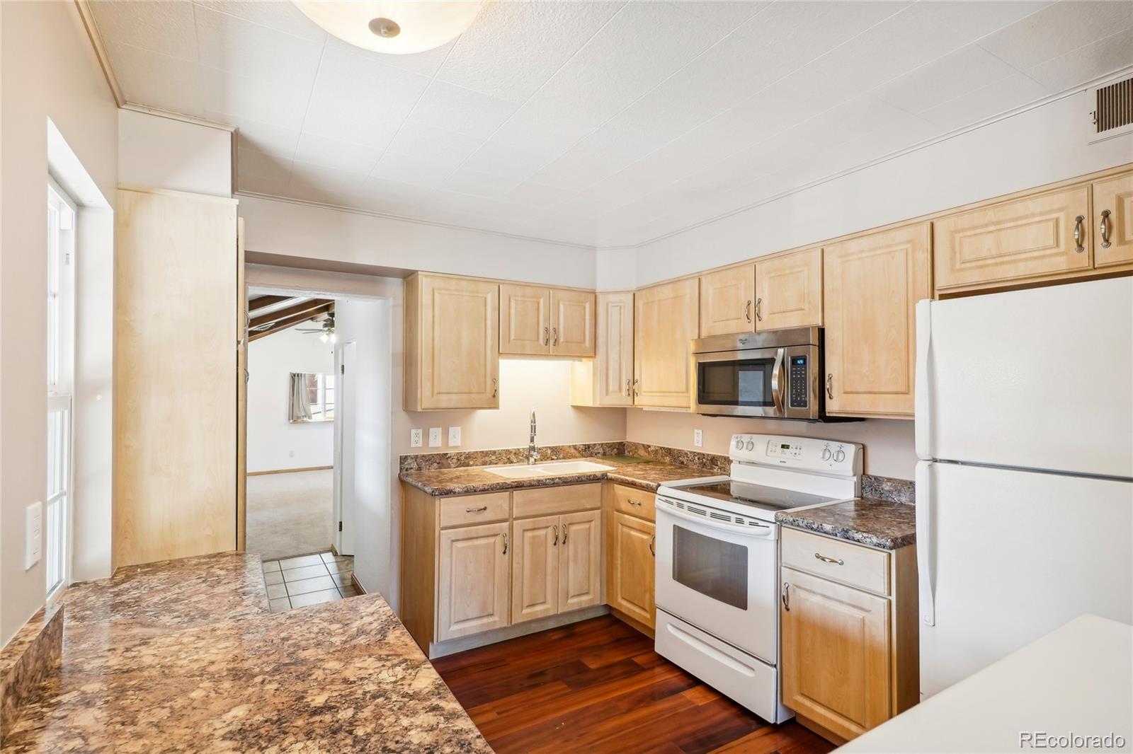 1577 Swadley Street, Lakewood, CO 80215, 3 Bedrooms Bedrooms, ,1 BathroomBathrooms,Residential,For Sale,Swadley,REC9099677