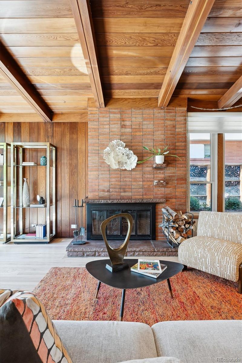 4025 Montview Boulevard, Denver, CO 80207, 3 Bedrooms Bedrooms, ,3 BathroomsBathrooms,Residential,For Sale,Montview,REC5773157