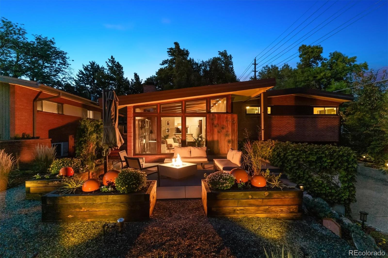 4025 Montview Boulevard, Denver, CO 80207, 3 Bedrooms Bedrooms, ,3 BathroomsBathrooms,Residential,For Sale,Montview,REC5773157