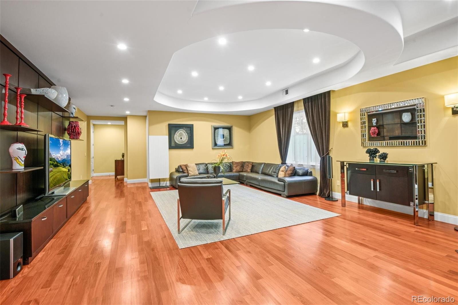 26 Royal Ann Drive, Greenwood Village, CO 80111, 6 Bedrooms Bedrooms, ,6 BathroomsBathrooms,Residential,For Sale,Royal Ann,REC2095179