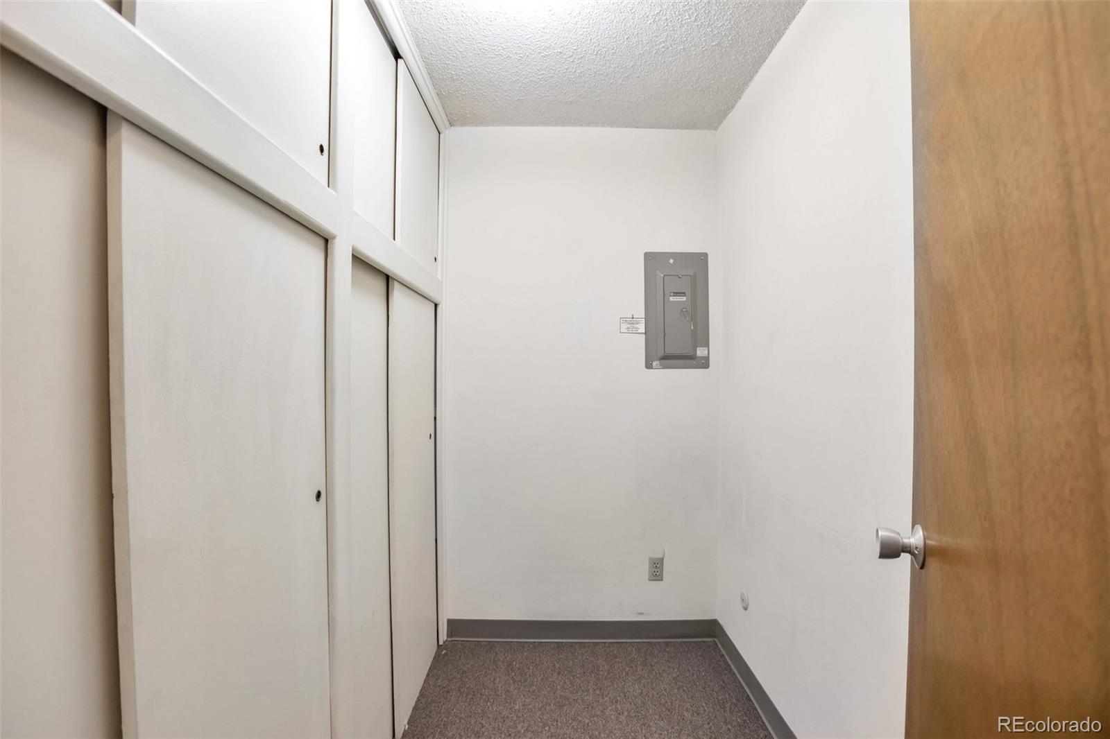 9315 Center Avenue #4B, Denver, CO 80247, 2 Bedrooms Bedrooms, ,2 BathroomsBathrooms,Rental,For Rent,Windsor Garadens,Center,REC2115616