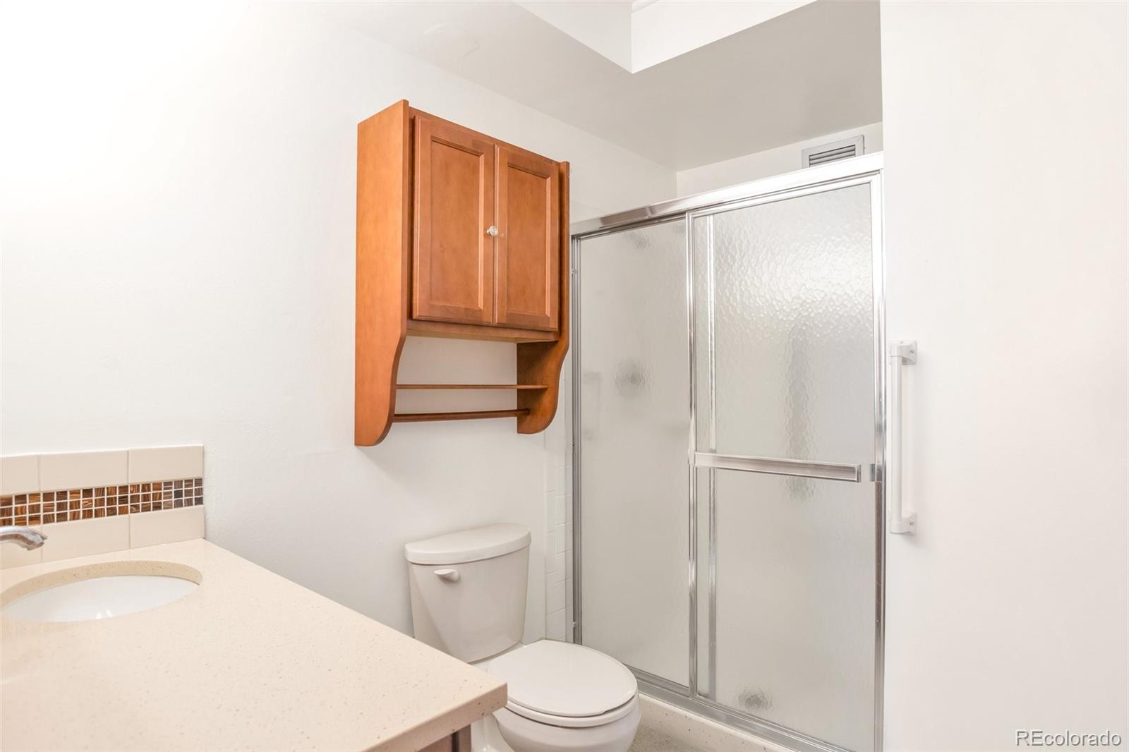 9315 Center Avenue #4B, Denver, CO 80247, 2 Bedrooms Bedrooms, ,2 BathroomsBathrooms,Rental,For Rent,Windsor Garadens,Center,REC2115616