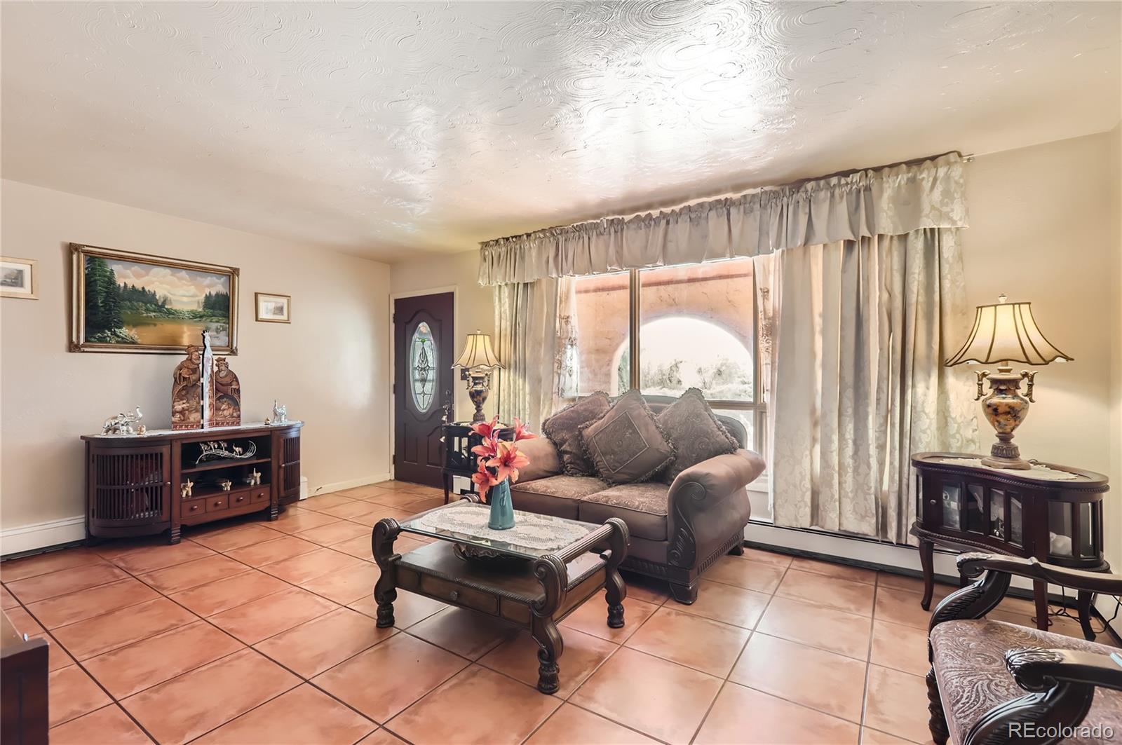 6021 4th Street, Greeley, CO 80634, 4 Bedrooms Bedrooms, ,3 BathroomsBathrooms,Residential,For Sale,4th,REC1666938