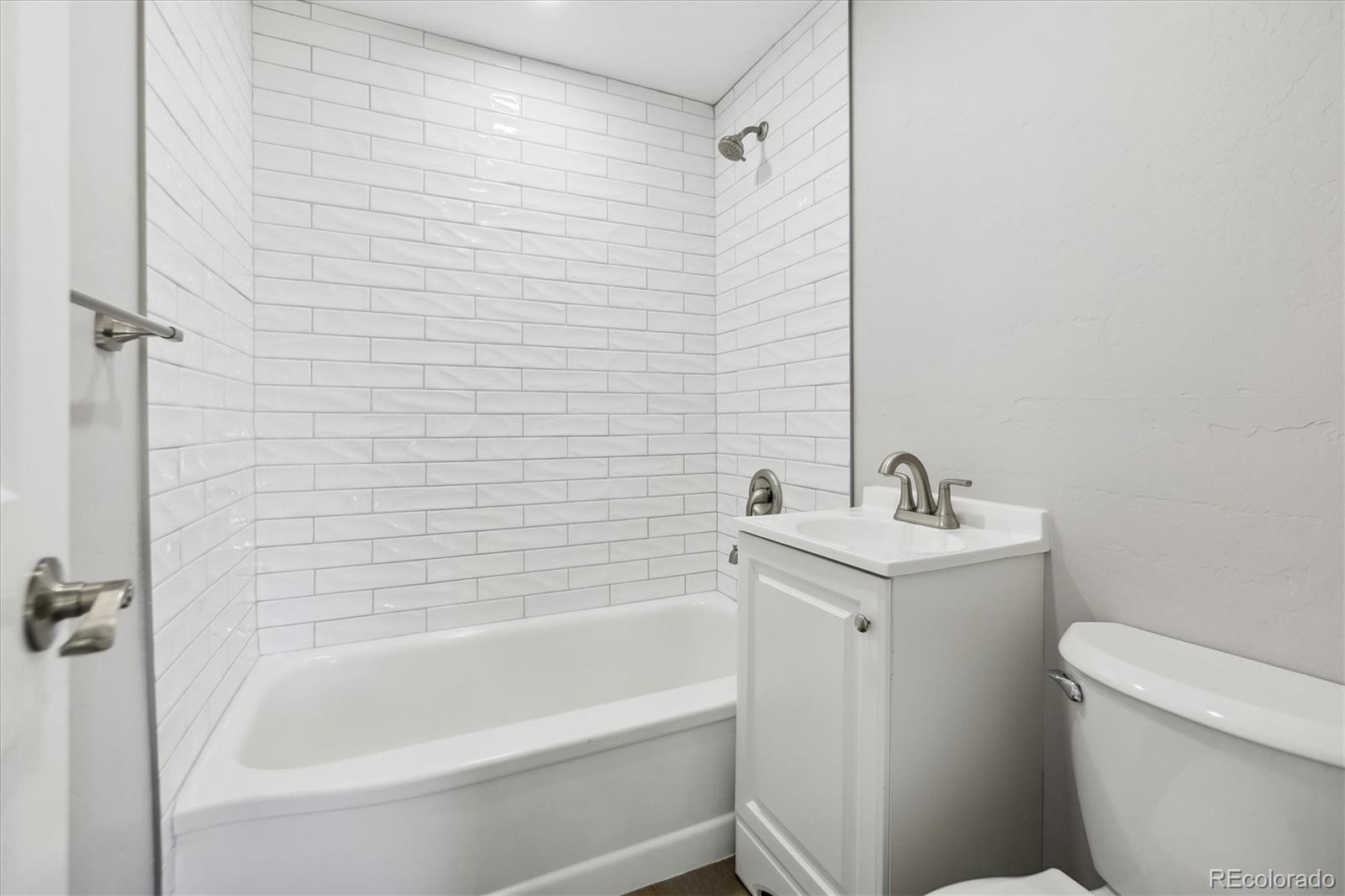 6875 Reno Drive, Arvada, CO 80002, 3 Bedrooms Bedrooms, ,2 BathroomsBathrooms,Residential,For Sale,Reno,REC5203392