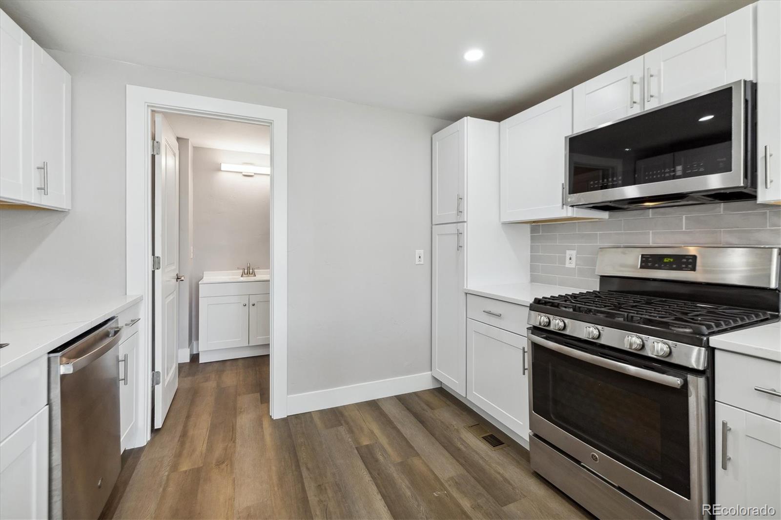 6875 Reno Drive, Arvada, CO 80002, 3 Bedrooms Bedrooms, ,2 BathroomsBathrooms,Residential,For Sale,Reno,REC5203392