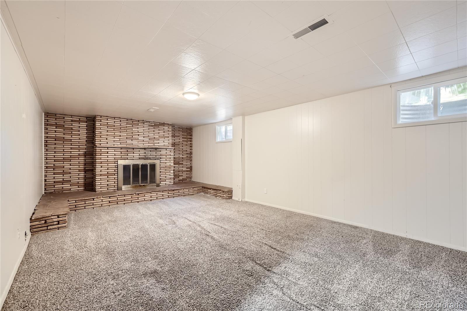 752 Union Boulevard, Lakewood, CO 80228, 5 Bedrooms Bedrooms, ,3 BathroomsBathrooms,Residential,For Sale,Union,REC9472595