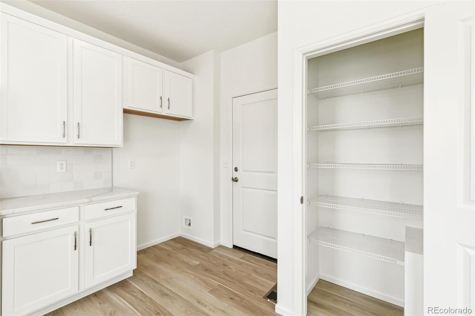 9290 Bahama Court, Commerce City, CO 80022, 3 Bedrooms Bedrooms, ,3 BathroomsBathrooms,Residential,For Sale,Bahama,REC2655270