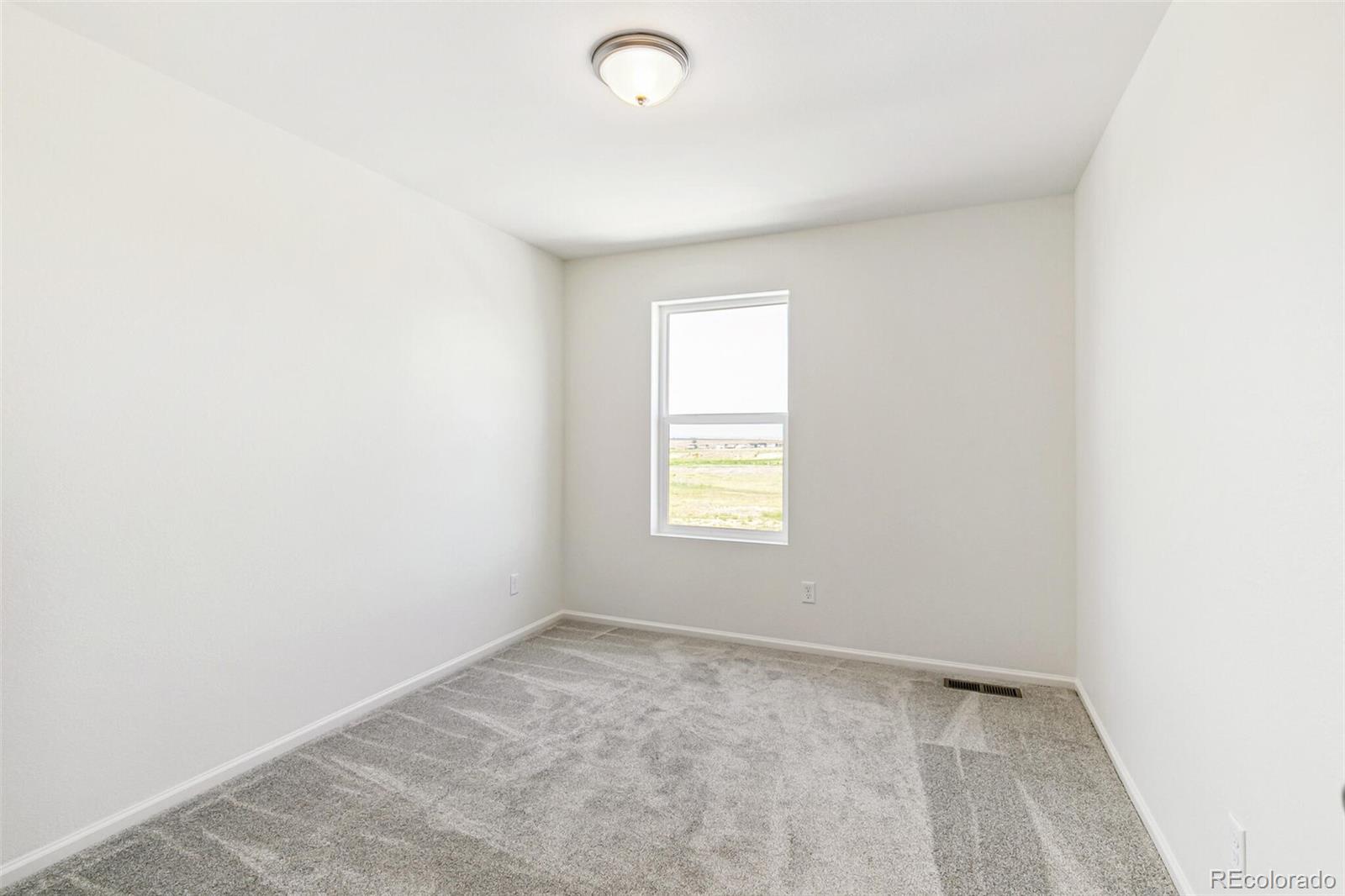 9290 Bahama Court, Commerce City, CO 80022, 3 Bedrooms Bedrooms, ,3 BathroomsBathrooms,Residential,For Sale,Bahama,REC2655270