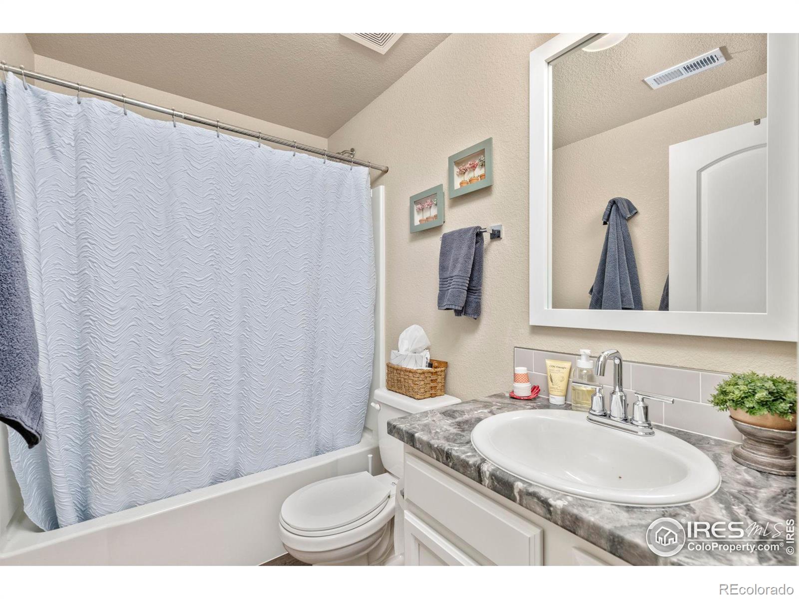665 White Tail Avenue, Greeley, CO 80634, 4 Bedrooms Bedrooms, ,3 BathroomsBathrooms,Residential,For Sale,White Tail,RECIR1019707