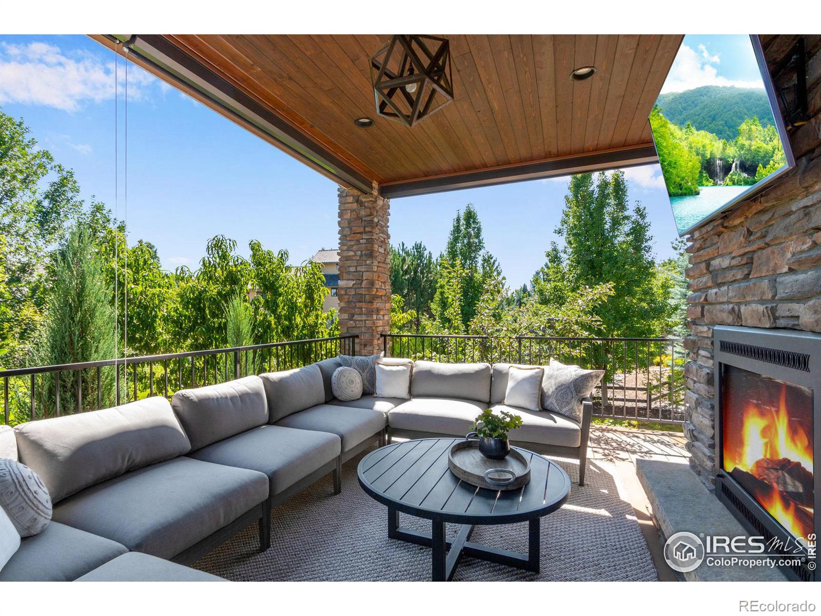 5632 Cornerstone Drive, Fort Collins, CO 80528, 6 Bedrooms Bedrooms, ,6 BathroomsBathrooms,Residential,For Sale,Cornerstone,RECIR1018517