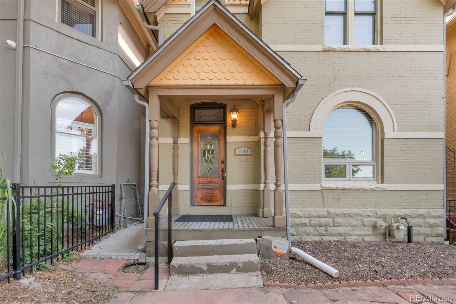 1544 Downing Street, Denver, CO 80218, 4 Bedrooms Bedrooms, ,2 BathroomsBathrooms,Residential,For Sale,Downing,REC4666360