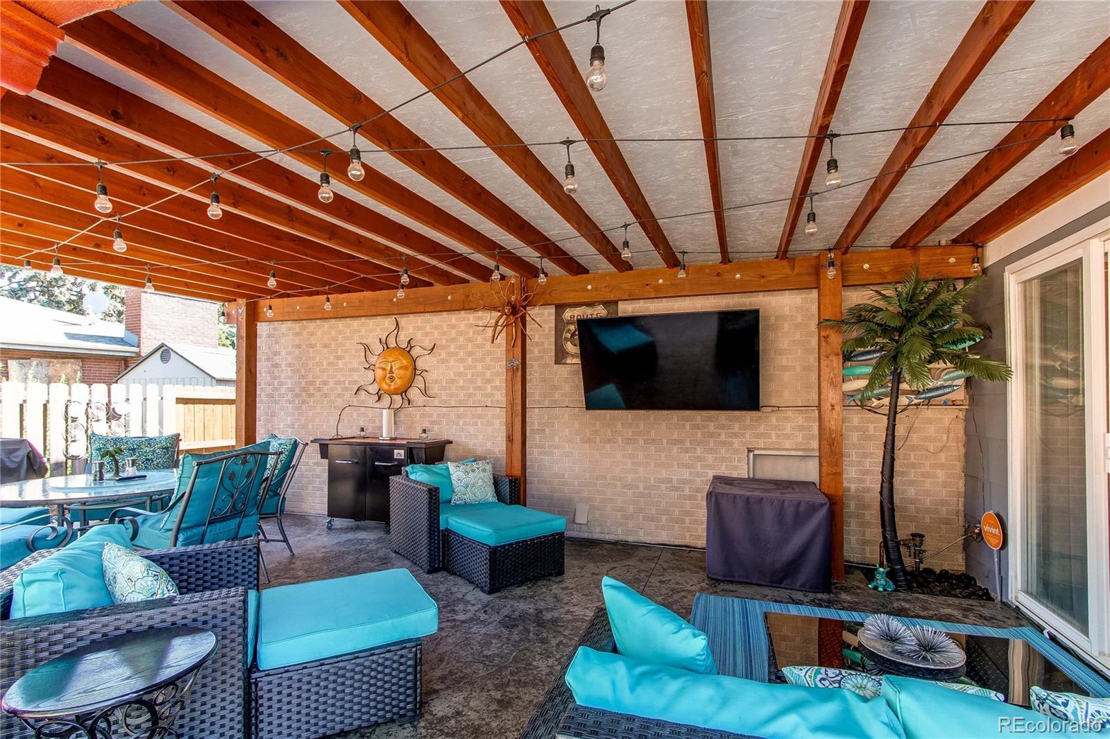 301 Scranton Street, Aurora, CO 80011, 4 Bedrooms Bedrooms, ,2 BathroomsBathrooms,Residential,For Sale,Scranton,REC7087366