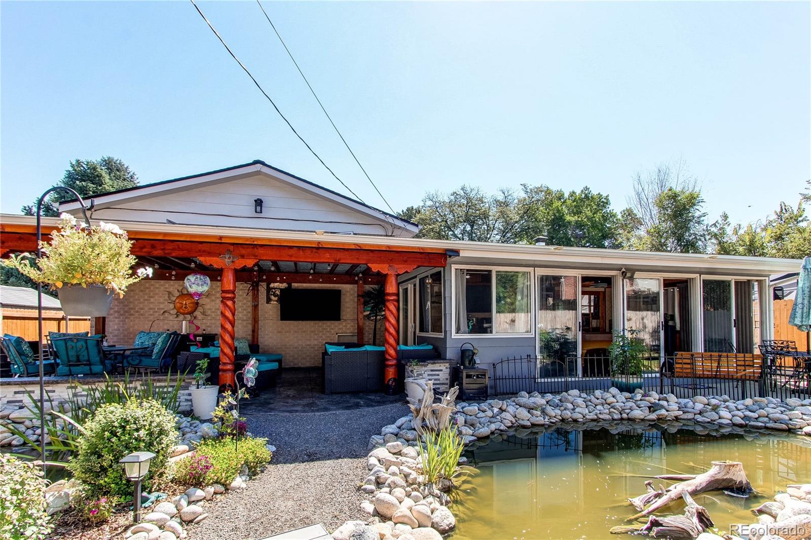 301 Scranton Street, Aurora, CO 80011, 4 Bedrooms Bedrooms, ,2 BathroomsBathrooms,Residential,For Sale,Scranton,REC7087366