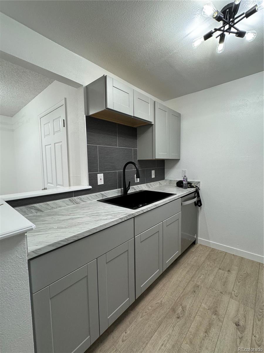 10970 Florida Avenue #203, Lakewood, CO 80232, 1 Bedroom Bedrooms, ,1 BathroomBathrooms,Residential,For Sale,Lochwood Landing,Florida,REC2826609