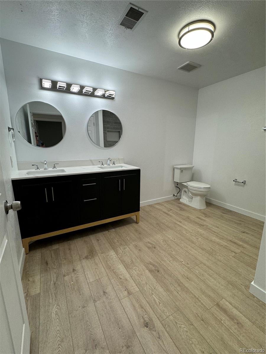 10970 Florida Avenue #203, Lakewood, CO 80232, 1 Bedroom Bedrooms, ,1 BathroomBathrooms,Residential,For Sale,Lochwood Landing,Florida,REC2826609
