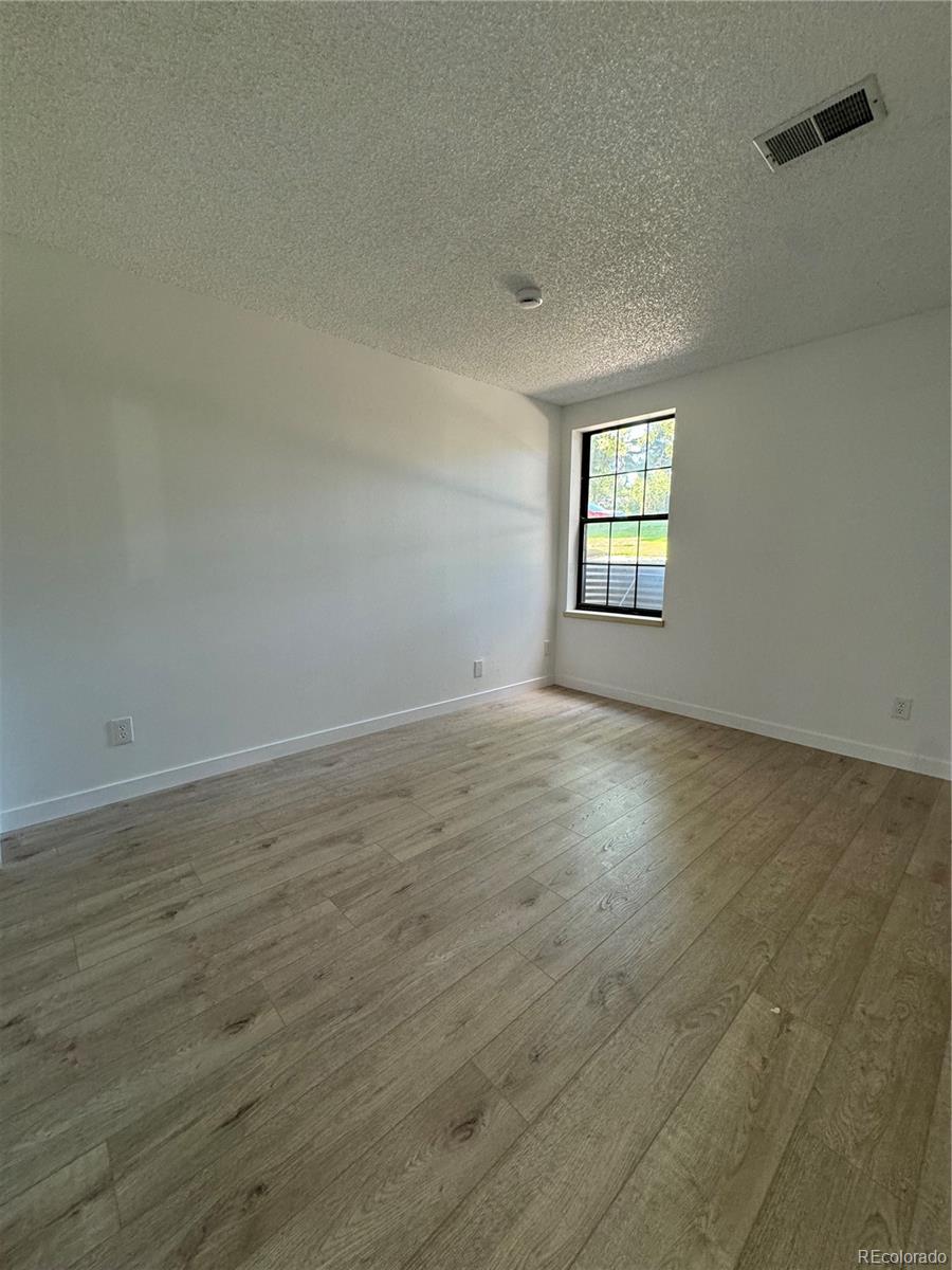 10970 Florida Avenue #203, Lakewood, CO 80232, 1 Bedroom Bedrooms, ,1 BathroomBathrooms,Residential,For Sale,Lochwood Landing,Florida,REC2826609