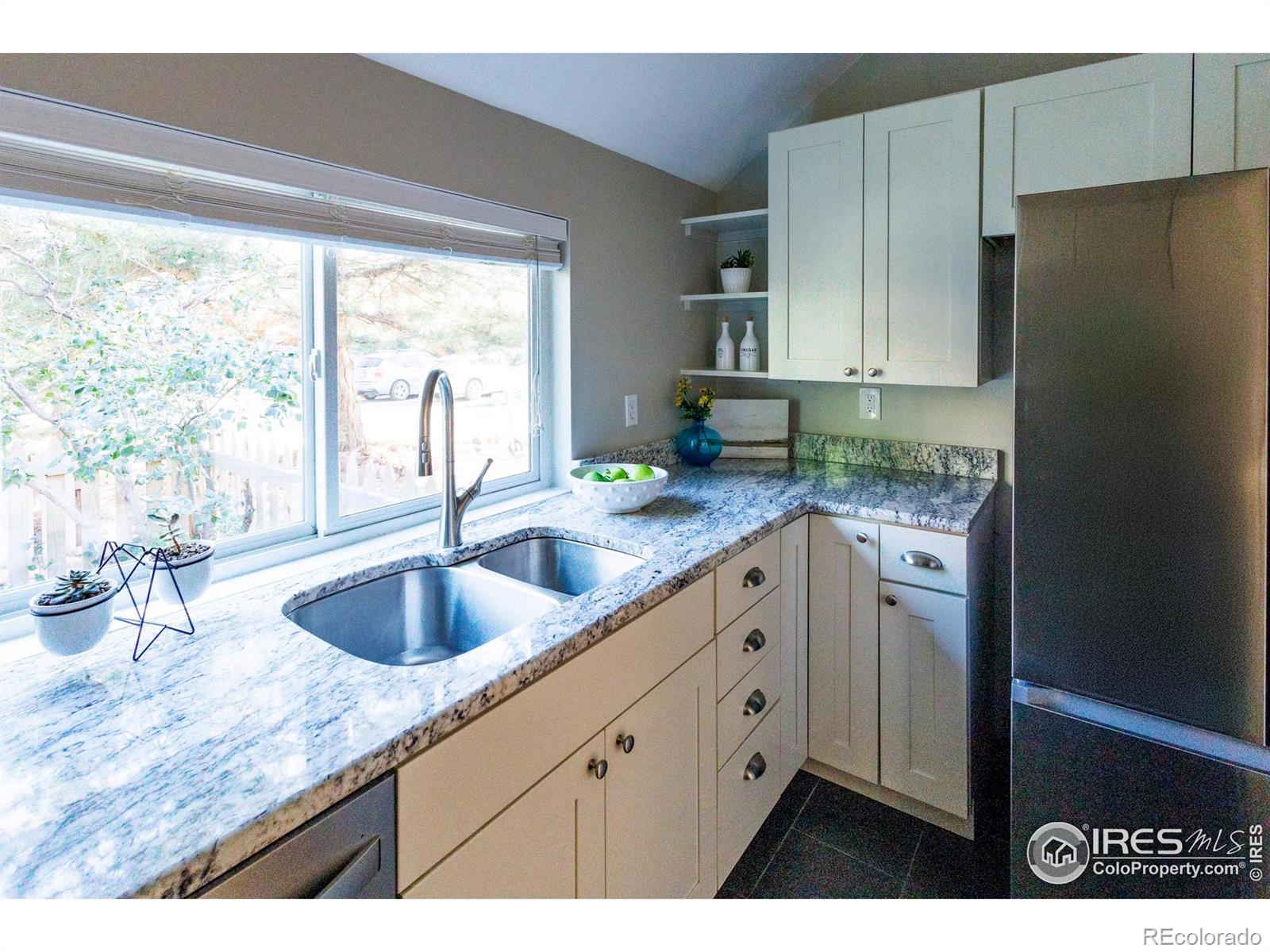 3707 Telluride Circle, Boulder, CO 80305, 3 Bedrooms Bedrooms, ,2 BathroomsBathrooms,Residential,For Sale,Telluride,RECIR1019880