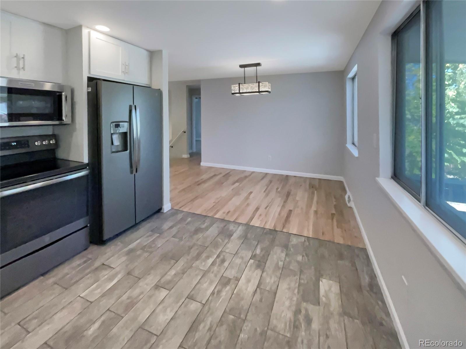 418 Victor Way, Aurora, CO 80012, 4 Bedrooms Bedrooms, ,2 BathroomsBathrooms,Residential,For Sale,Victor,REC6910062