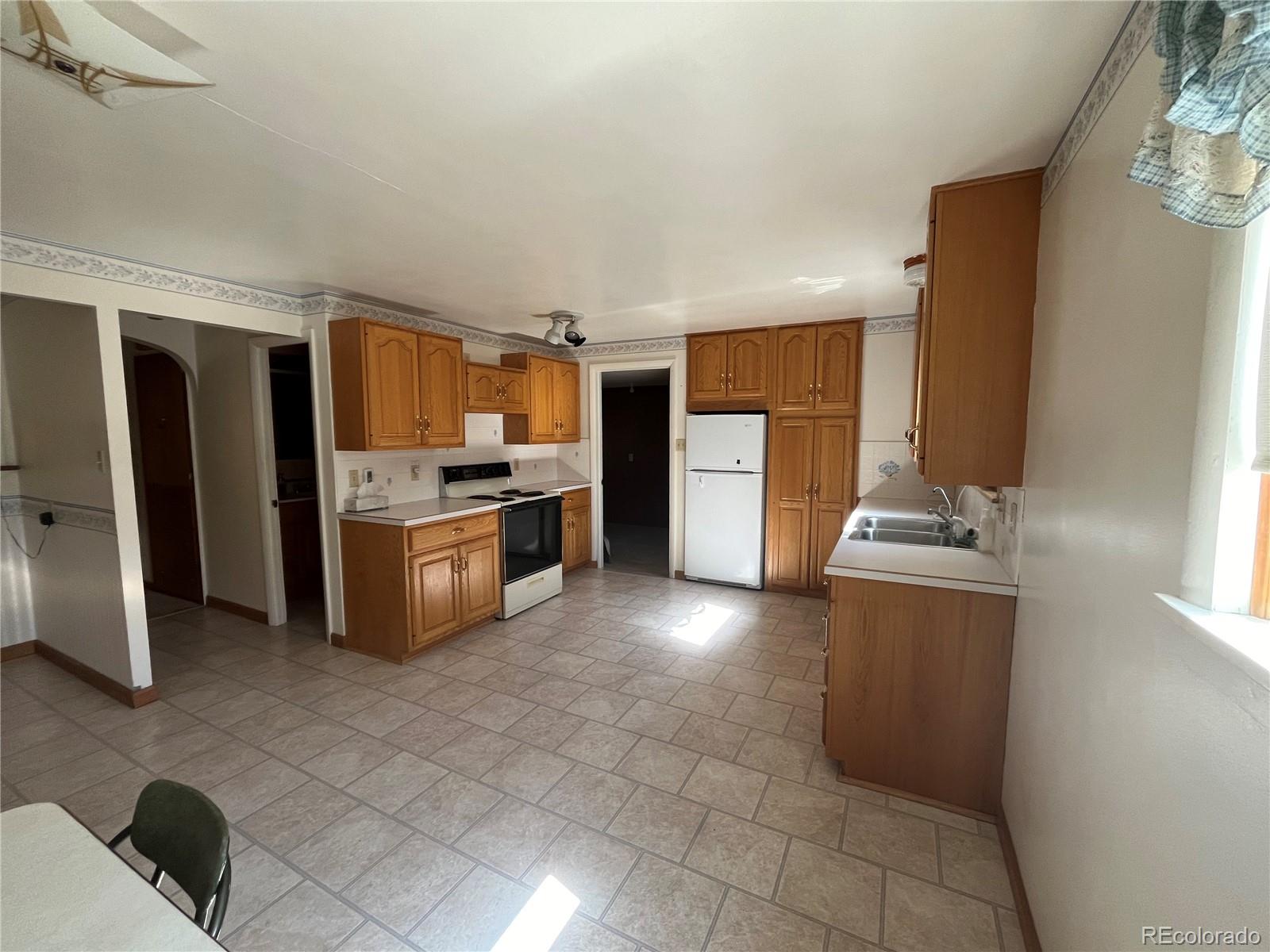 311 Illinois Avenue, Stratton, CO 80836, 4 Bedrooms Bedrooms, ,3 BathroomsBathrooms,Residential,For Sale,Illinois,REC2746907