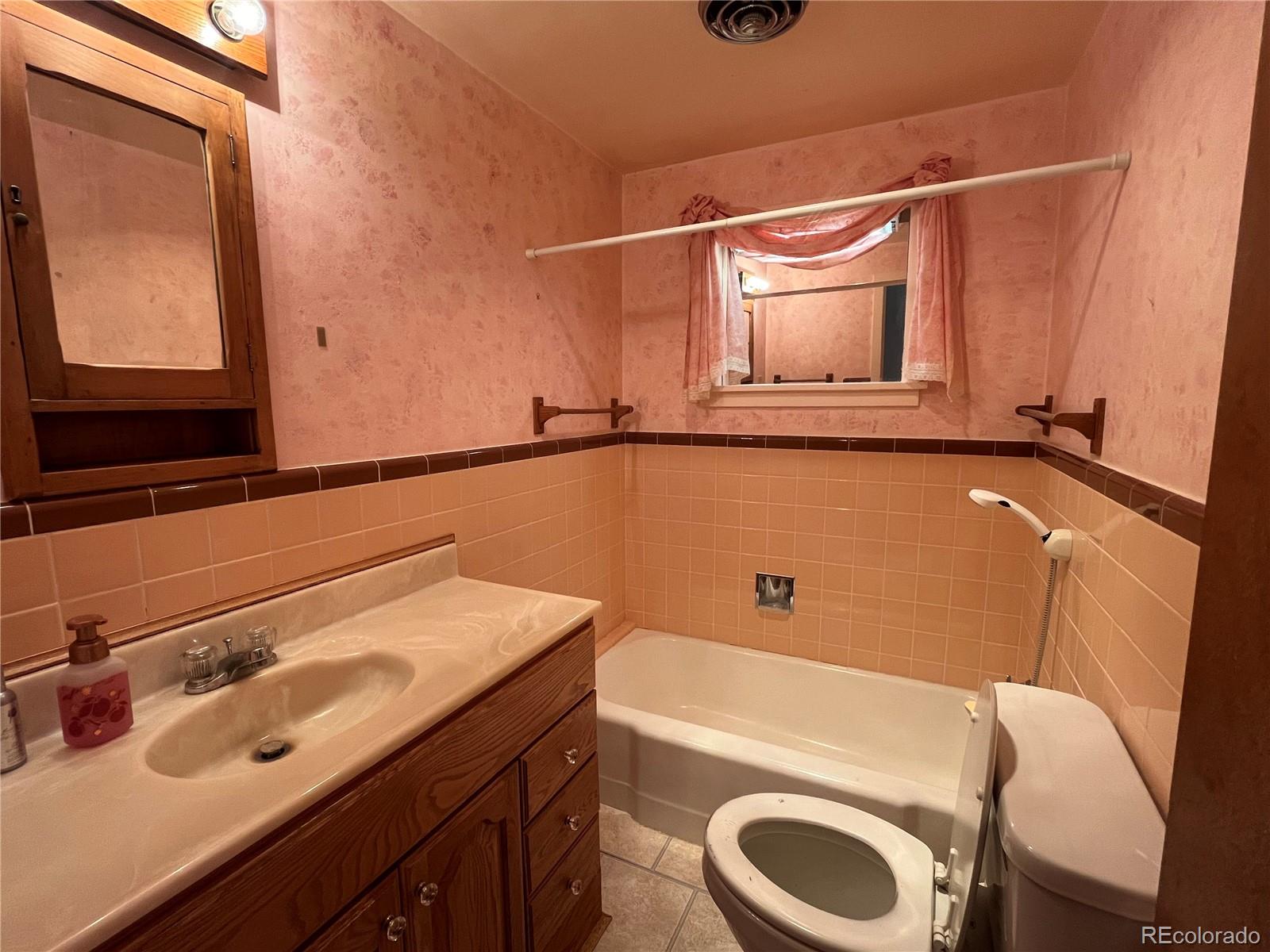 311 Illinois Avenue, Stratton, CO 80836, 4 Bedrooms Bedrooms, ,3 BathroomsBathrooms,Residential,For Sale,Illinois,REC2746907