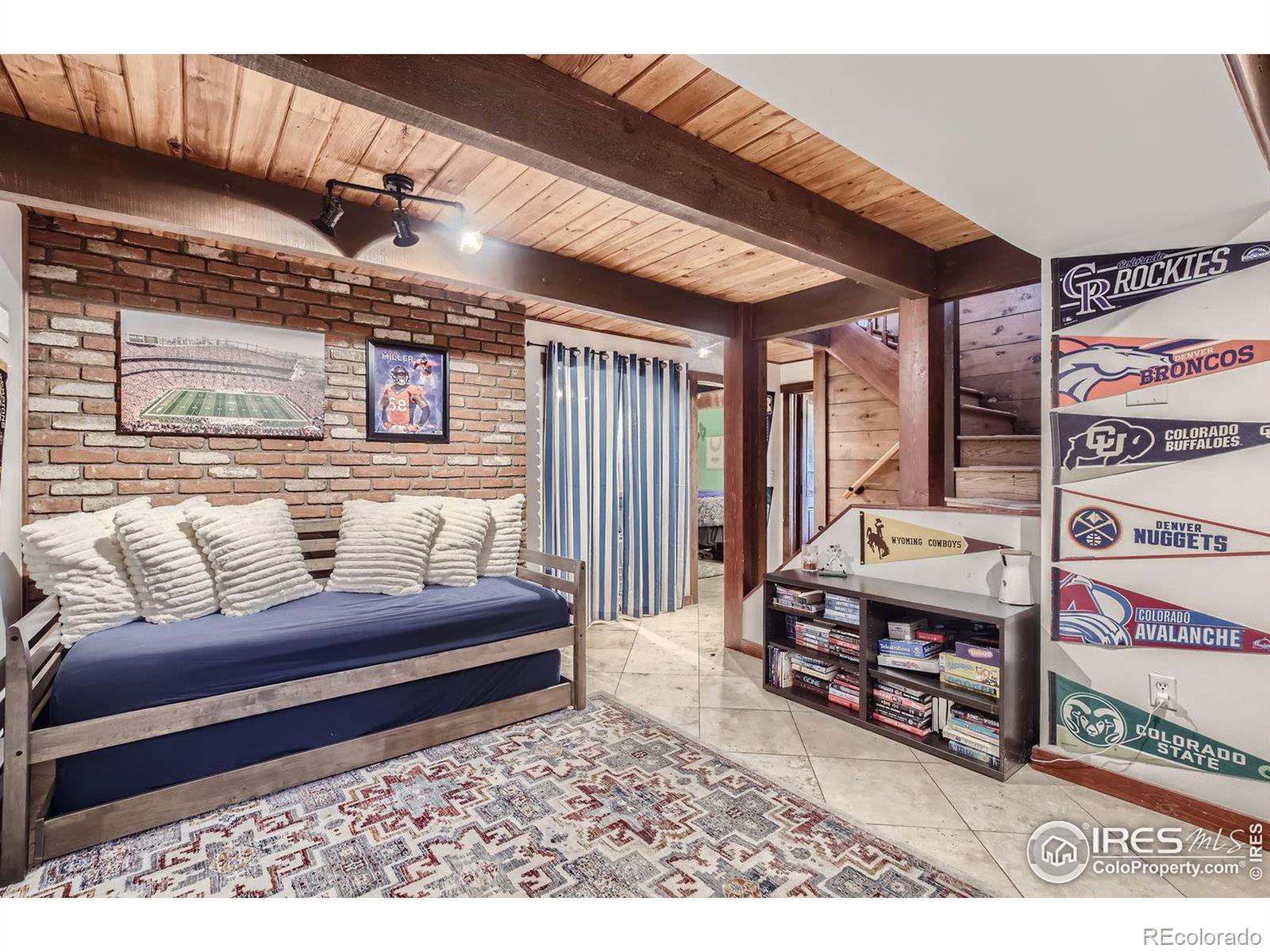 86 Tall Pine Lane, Boulder, CO 80302, 3 Bedrooms Bedrooms, ,3 BathroomsBathrooms,Residential,For Sale,Tall Pine,RECIR1019953