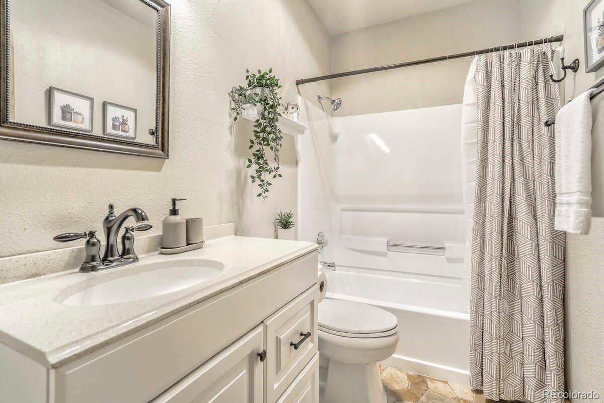 510 Fullview Avenue, Woodland Park, CO 80863, 4 Bedrooms Bedrooms, ,2 BathroomsBathrooms,Residential,For Sale,Fullview,REC8044158