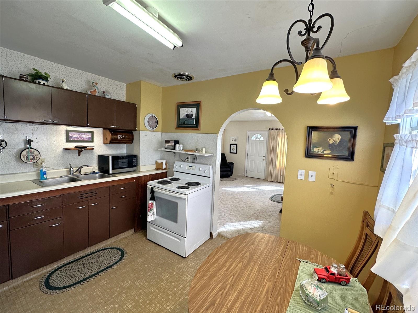 523 Main Avenue, Flagler, CO 80815, 3 Bedrooms Bedrooms, ,3 BathroomsBathrooms,Residential,For Sale,Main,REC4025170