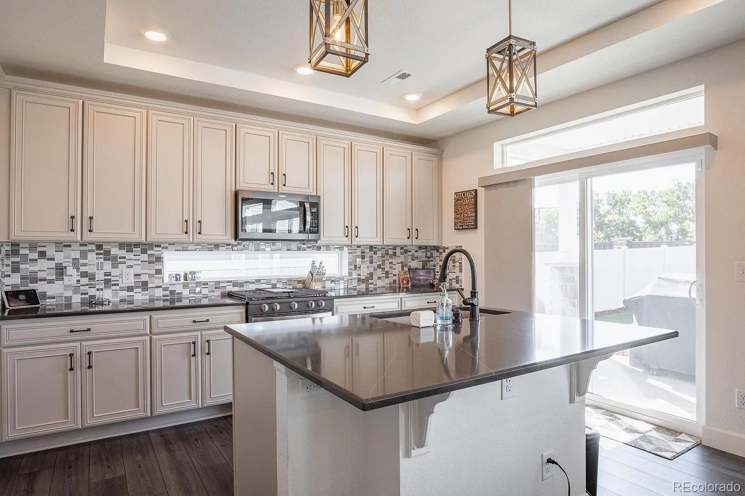 4105 Picadilly Court, Aurora, CO 80019, 3 Bedrooms Bedrooms, ,3 BathroomsBathrooms,Residential,For Sale,Picadilly,REC8043945