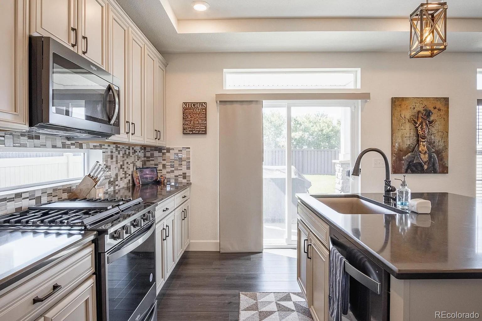 4105 Picadilly Court, Aurora, CO 80019, 3 Bedrooms Bedrooms, ,3 BathroomsBathrooms,Residential,For Sale,Picadilly,REC8043945