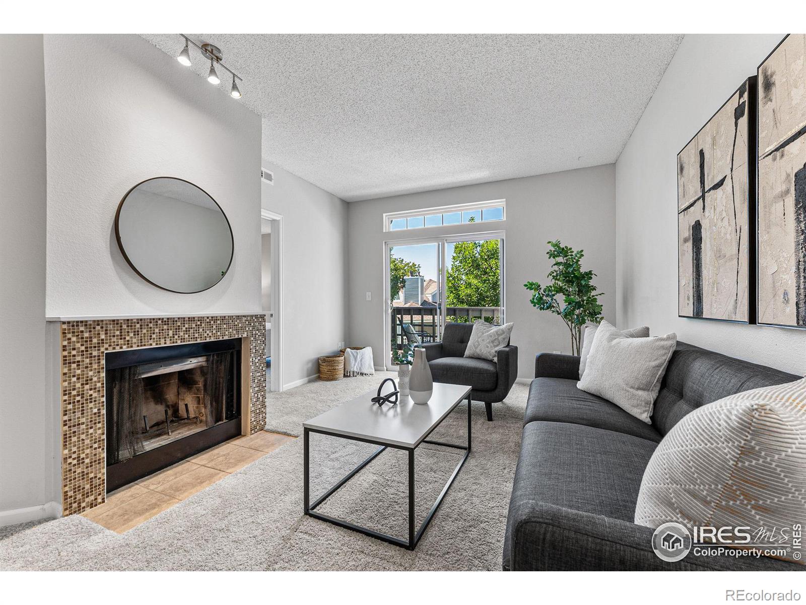 7488 Singing Hills Drive, Boulder, CO 80301, 2 Bedrooms Bedrooms, ,2 BathroomsBathrooms,Residential,For Sale,Singing Hills,RECIR1019787