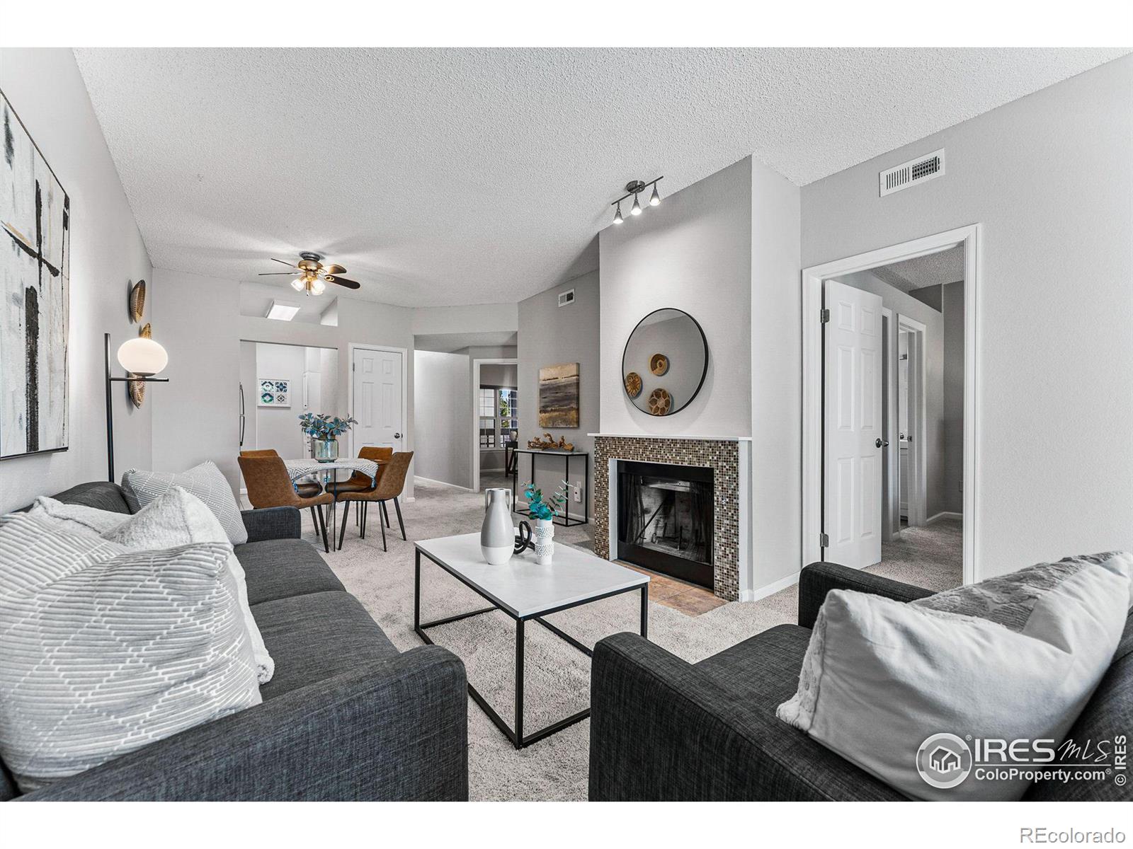 7488 Singing Hills Drive, Boulder, CO 80301, 2 Bedrooms Bedrooms, ,2 BathroomsBathrooms,Residential,For Sale,Singing Hills,RECIR1019787