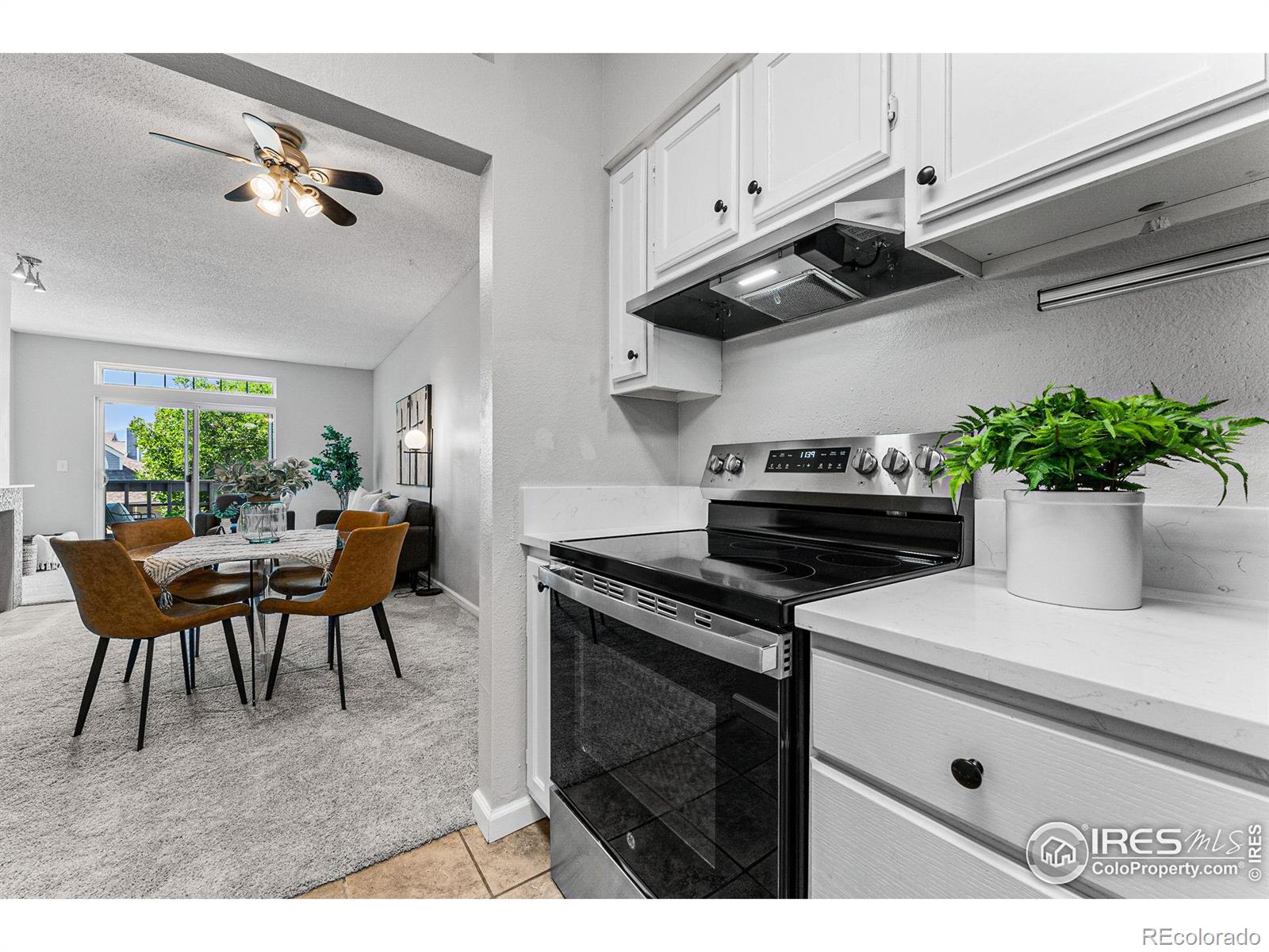 7488 Singing Hills Drive, Boulder, CO 80301, 2 Bedrooms Bedrooms, ,2 BathroomsBathrooms,Residential,For Sale,Singing Hills,RECIR1019787