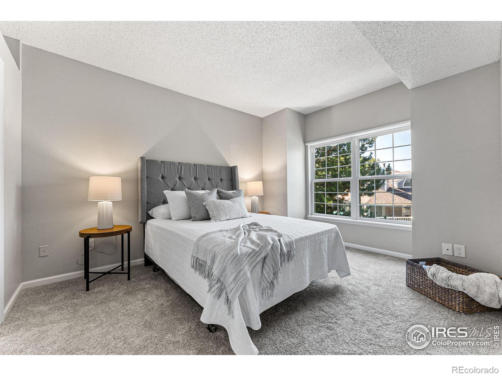 7488 Singing Hills Drive, Boulder, CO 80301, 2 Bedrooms Bedrooms, ,2 BathroomsBathrooms,Residential,For Sale,Singing Hills,RECIR1019787