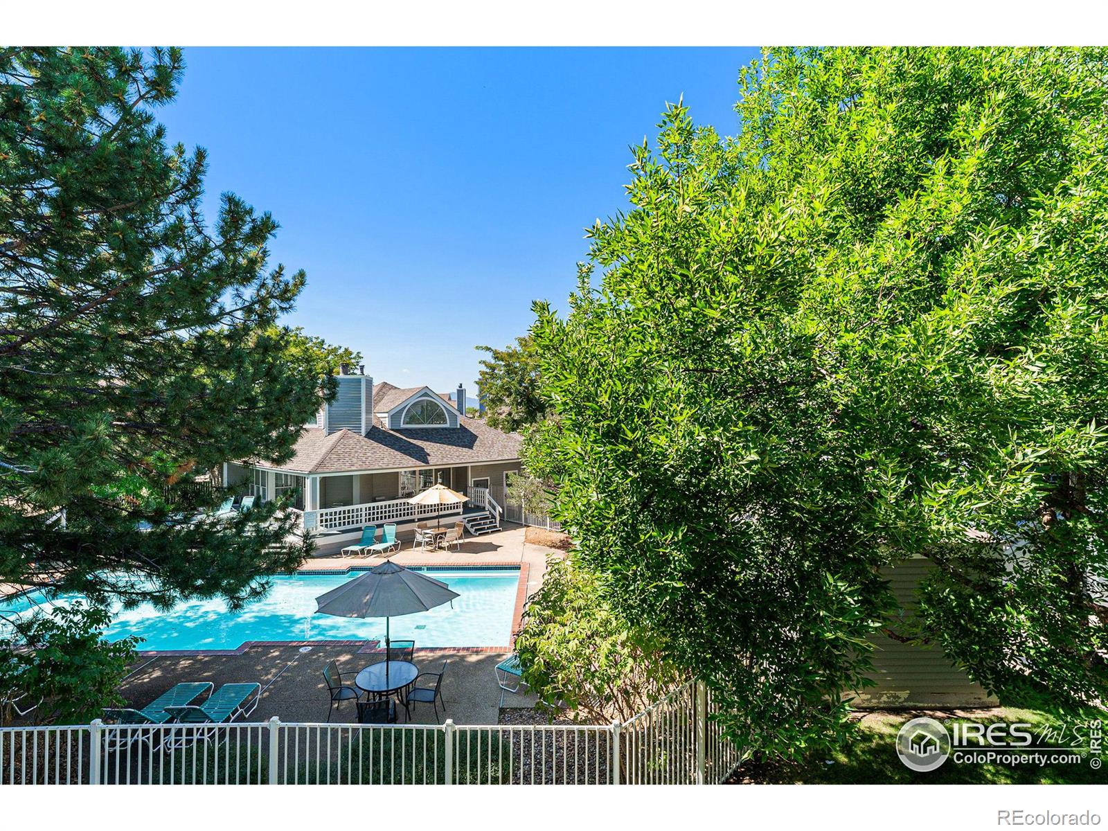 7488 Singing Hills Drive, Boulder, CO 80301, 2 Bedrooms Bedrooms, ,2 BathroomsBathrooms,Residential,For Sale,Singing Hills,RECIR1019787