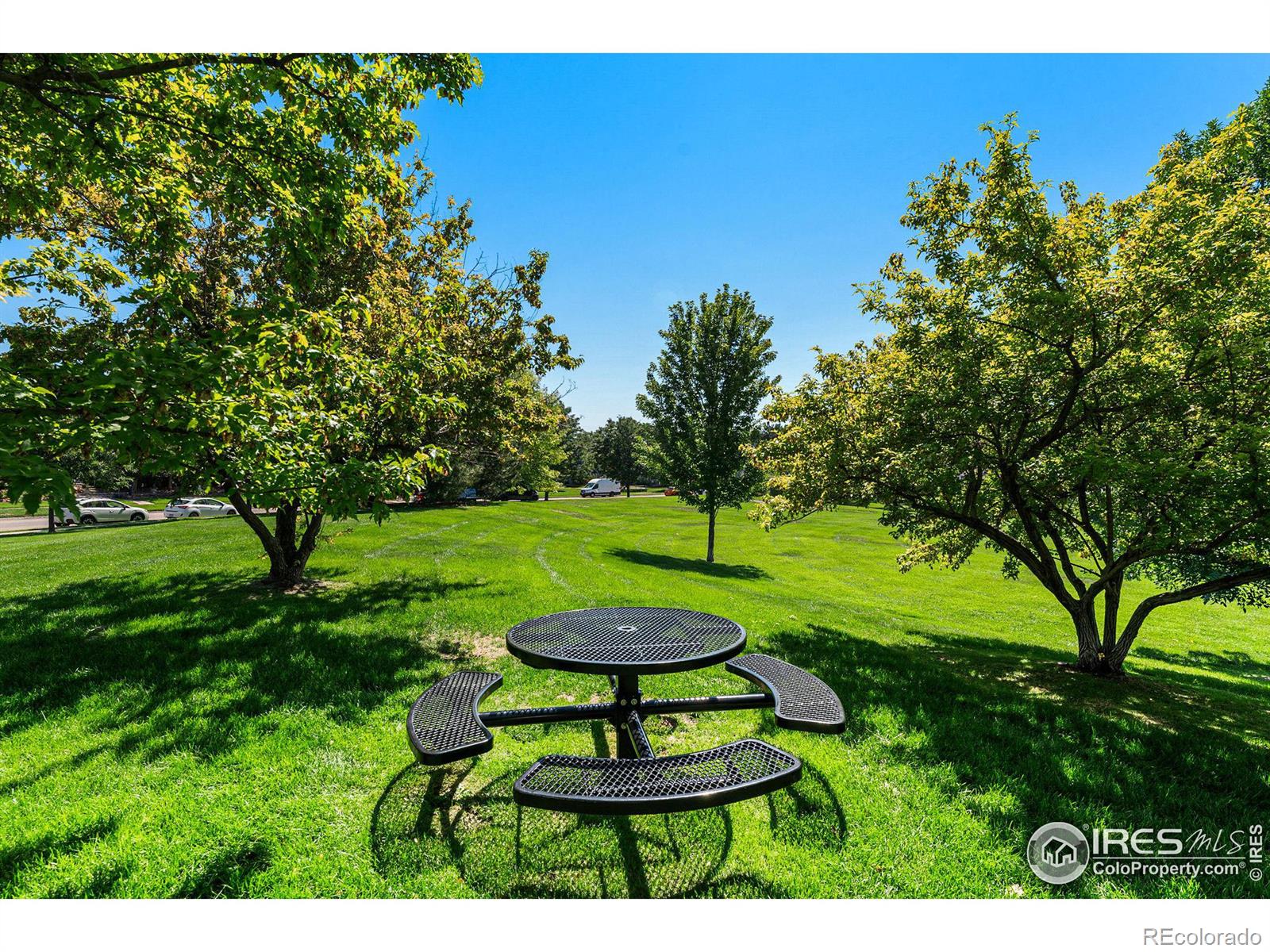 7488 Singing Hills Drive, Boulder, CO 80301, 2 Bedrooms Bedrooms, ,2 BathroomsBathrooms,Residential,For Sale,Singing Hills,RECIR1019787